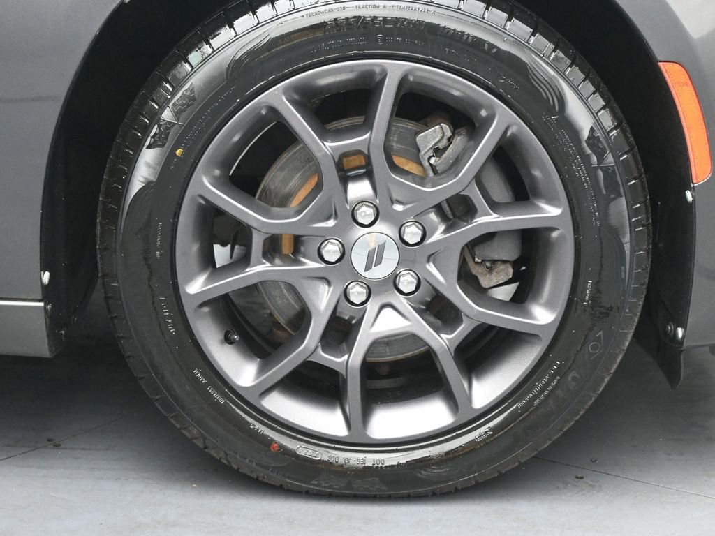 Used 2018 Dodge Charger GT image 28