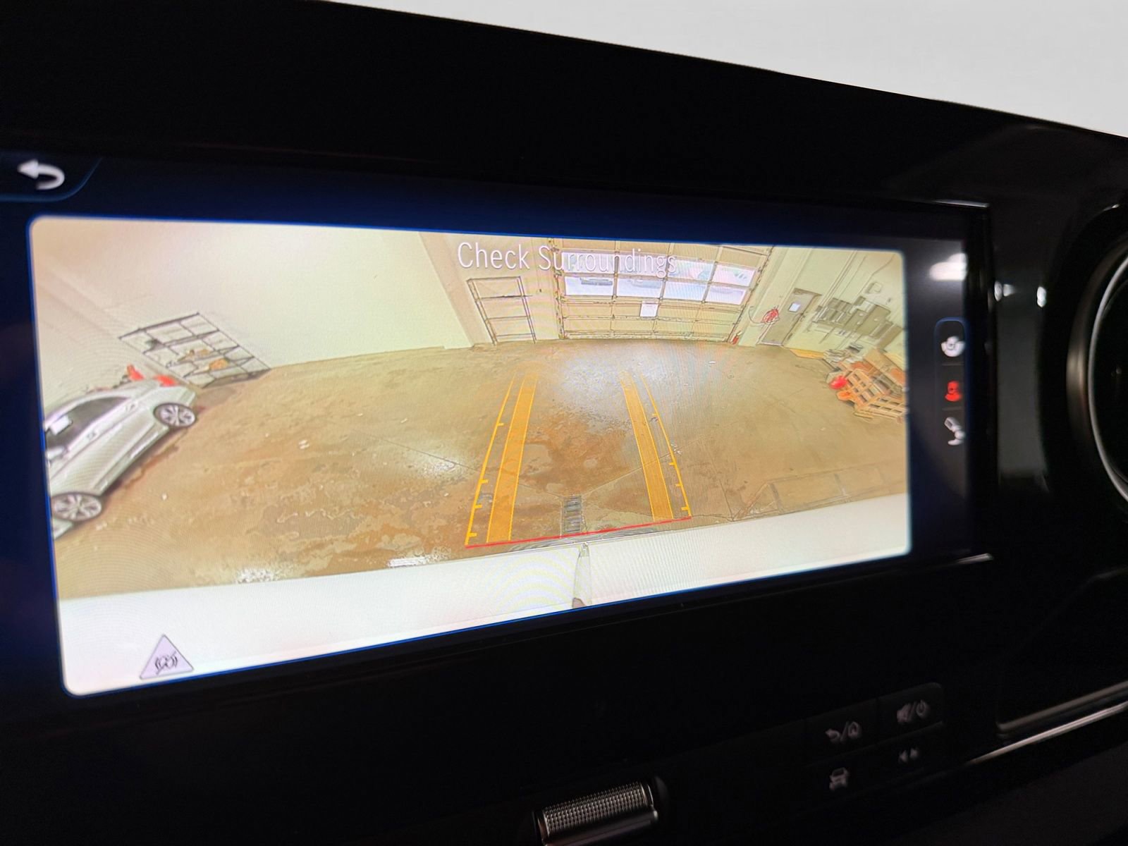 Used 2024 Mercedes-Benz eSprinter 170 Cargo image 32