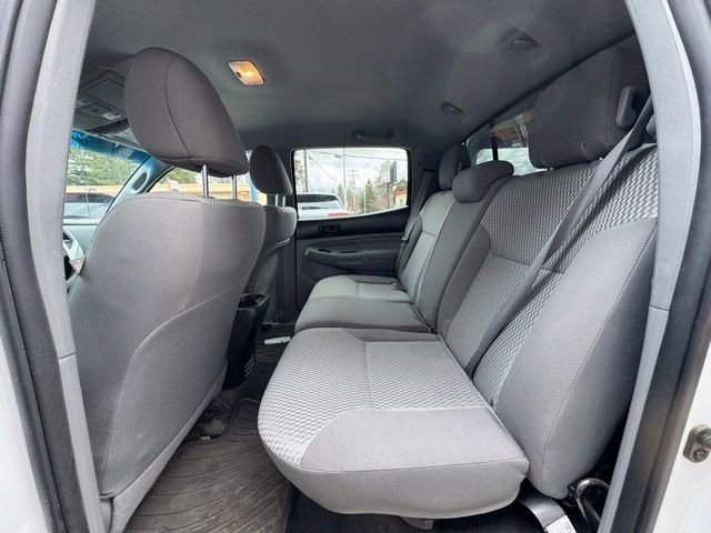 Used 2015 Toyota Tacoma 4x4 Double Cab w/ SR5 Package image 13