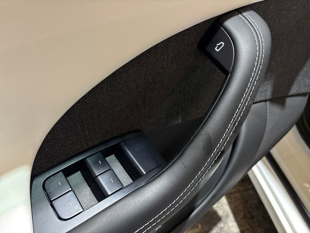 Used 2021 Tesla Model S Long Range image 11