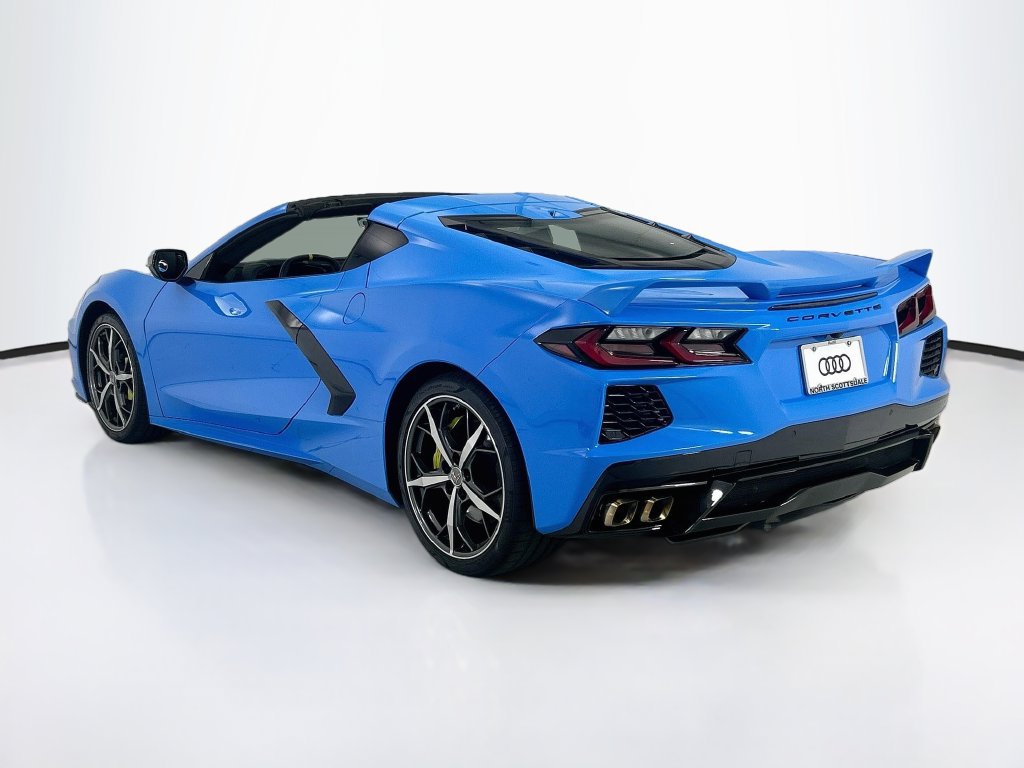 Used 2022 Chevrolet Corvette Stingray Premium Cpe w/ Z51 Performance Package RWD image 7