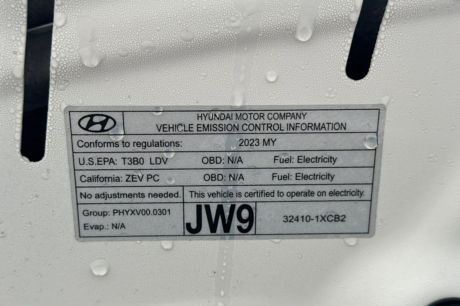 Used 2023 Genesis GV60 Advanced image 37