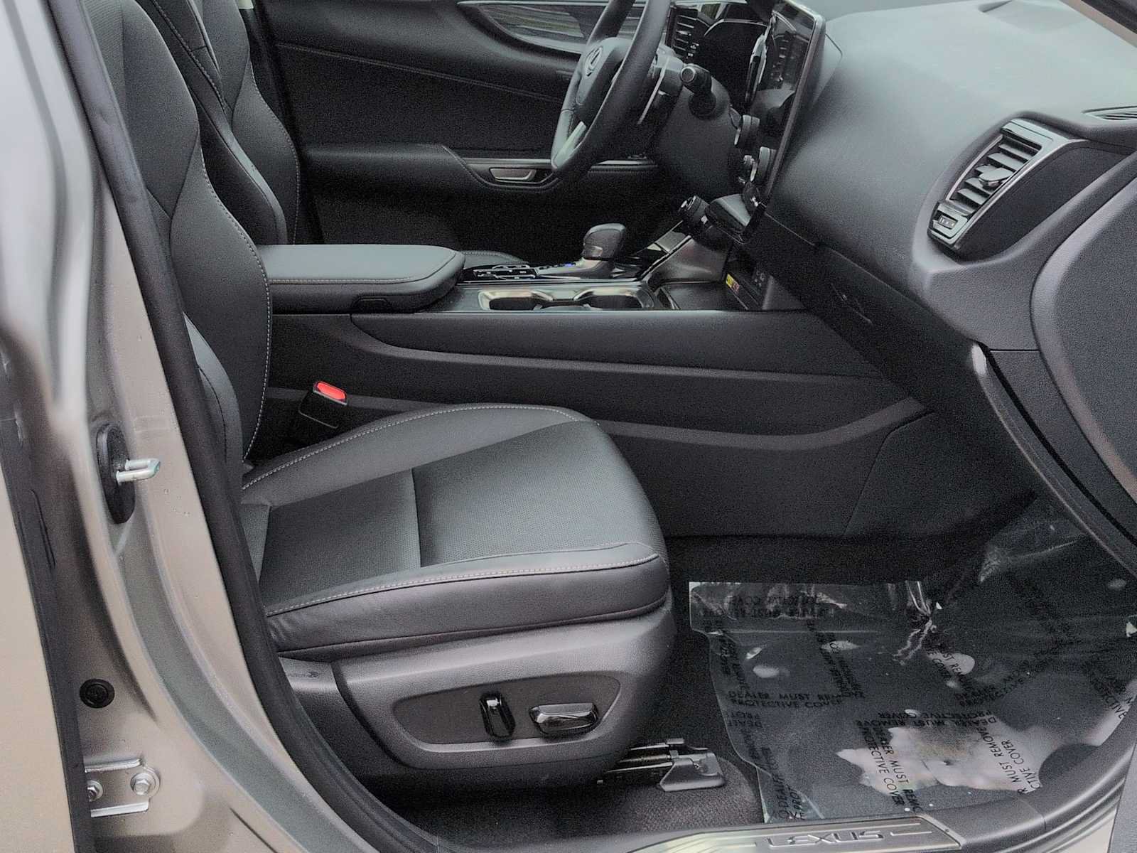 Used 2024 Lexus NX 350h AWD image 24