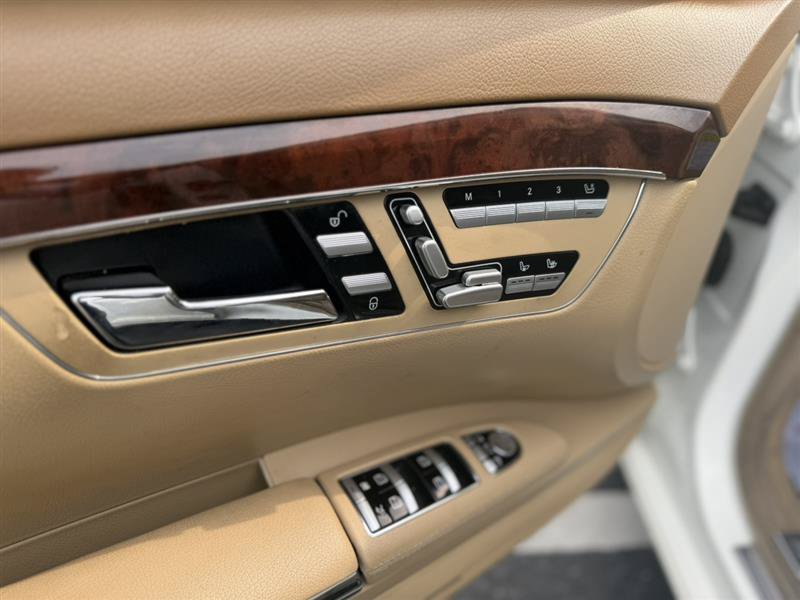 Used 2010 Mercedes-Benz S 550 image 13