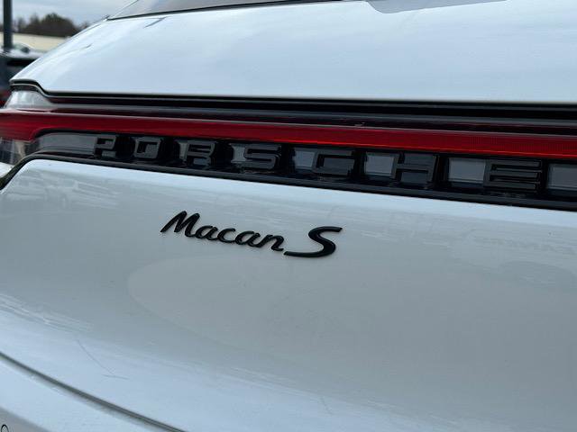 Used 2022 Porsche Macan S image 9
