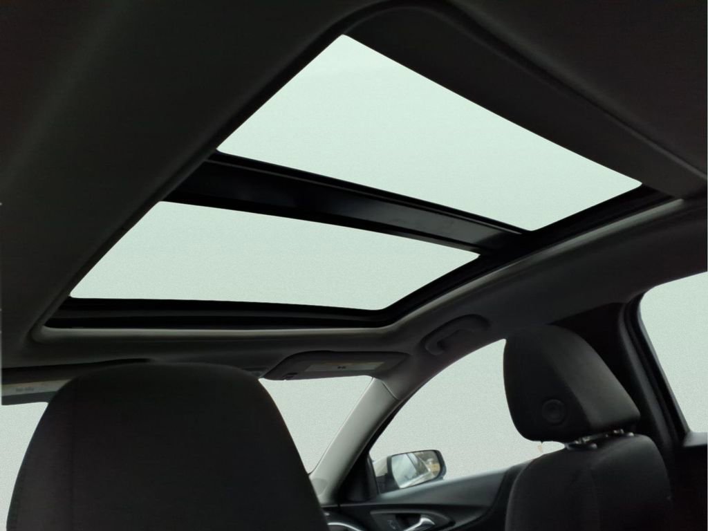 Used 2024 Chevrolet Malibu LT image 13