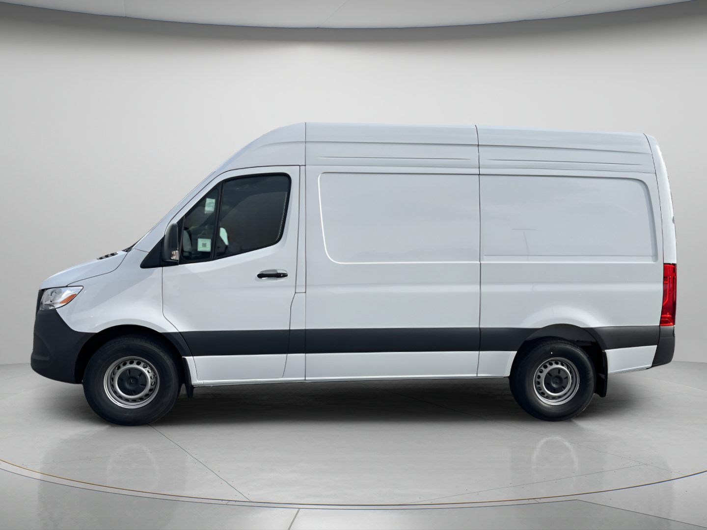 Certified 2025 Mercedes-Benz Sprinter 2500 image 2