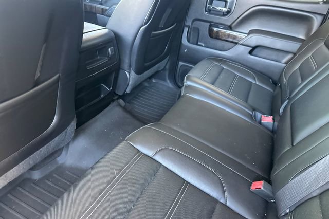 Used 2015 GMC Sierra 2500 Denali w/ Duramax Plus Package AWD/4WD image 12