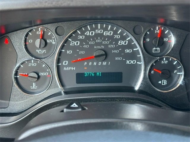 Certified 2025 Chevrolet Express 2500 Extended w/ Driver Convenience Package image 18