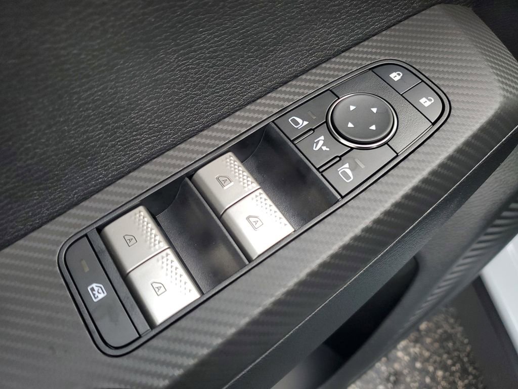 New 2025 Mitsubishi Outlander SEL Black Edition image 18