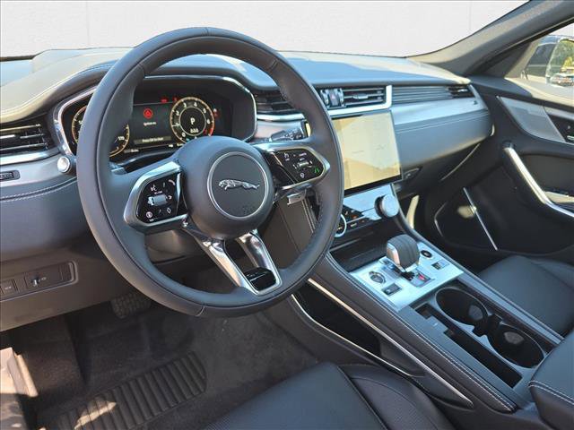 New 2026 Jaguar F-PACE R-Dynamic S image 13