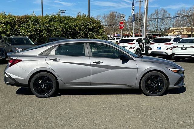 New 2026 Hyundai Elantra Sport image 5