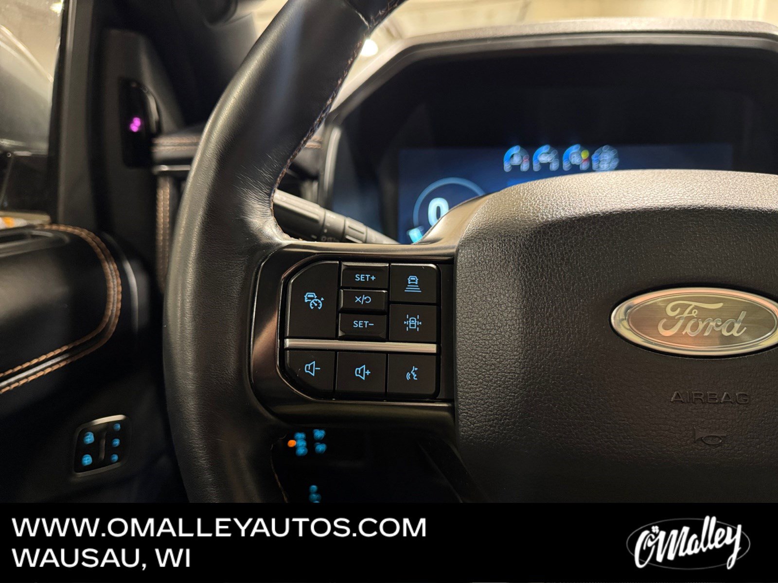 Used 2023 Ford Expedition Max Platinum image 16