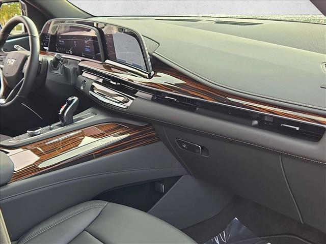 Used 2024 Cadillac Escalade Luxury RWD image 22