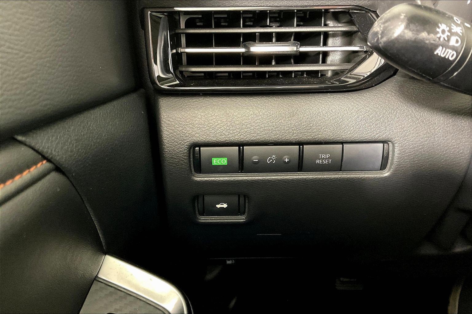 Certified 2023 Nissan Sentra SR w/ SR Premium Package image 15