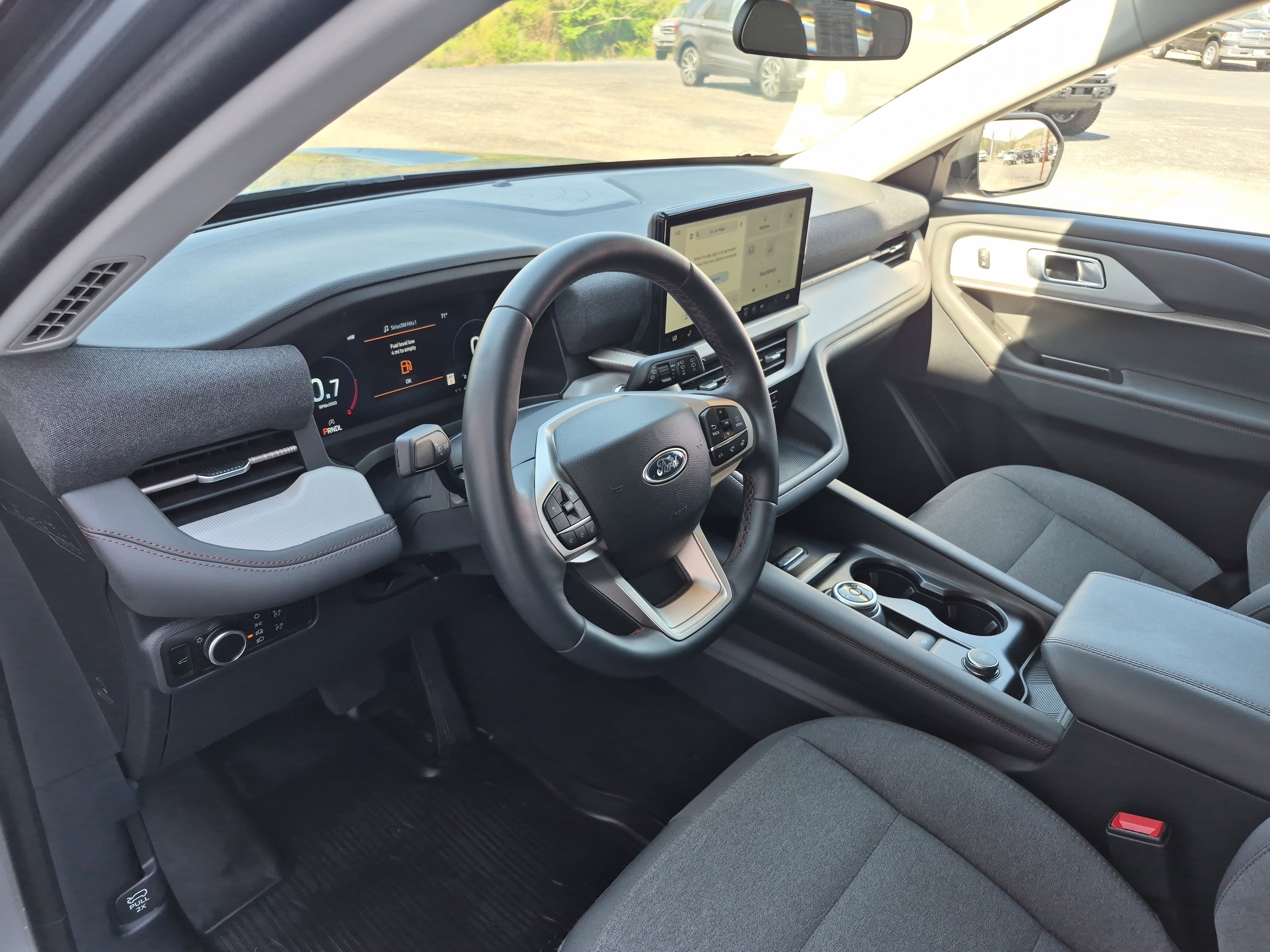 Certified 2025 Ford Explorer Active image 14