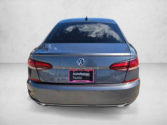 Used 2020 Volkswagen Passat 2.0T SEL FWD image 7
