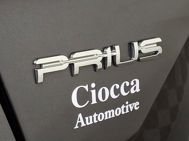 Used 2021 Toyota Prius LE w/ Carpet Mat Package (TMS) image 29