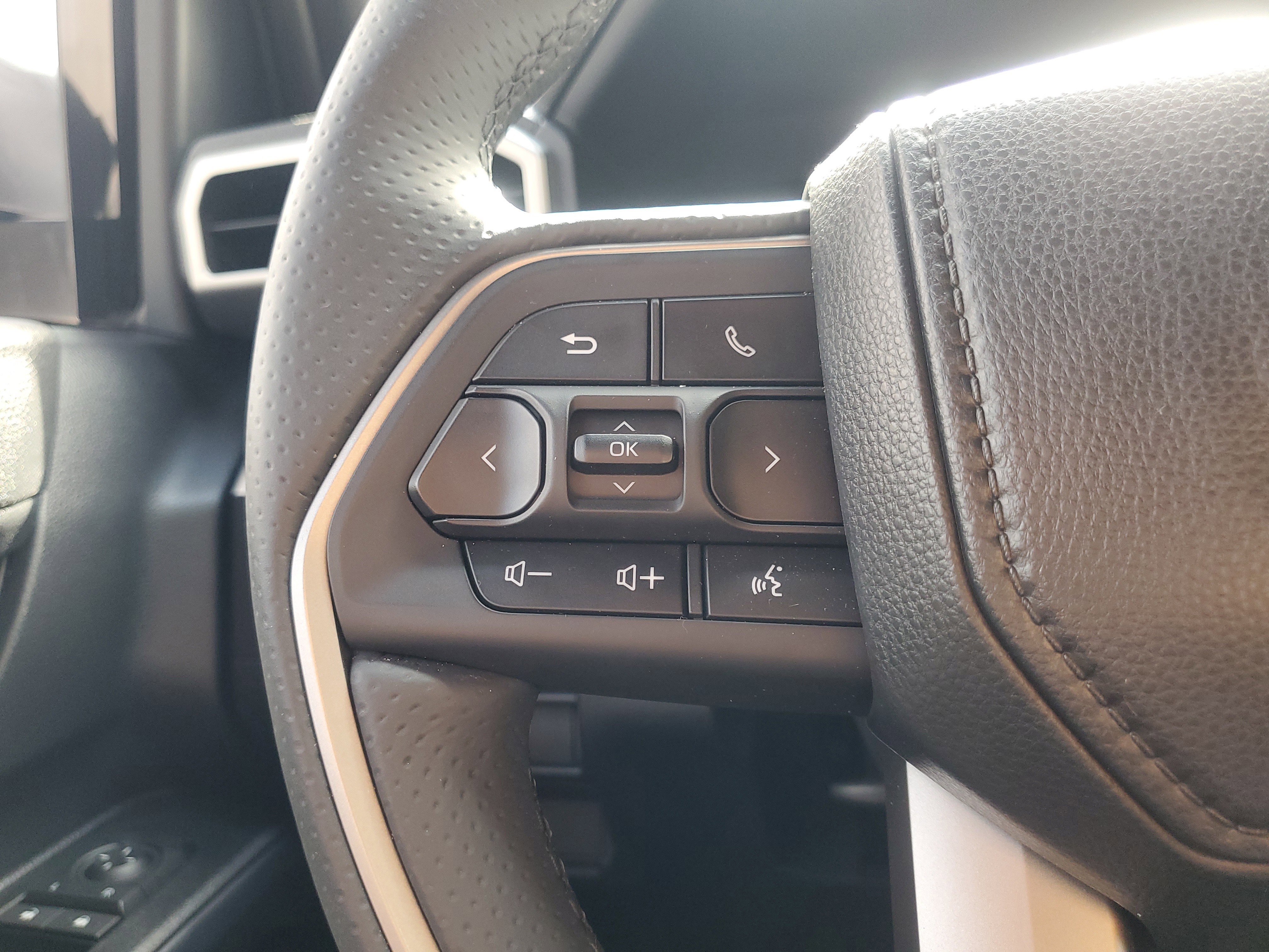 Used 2025 Toyota 4Runner SR5 image 21