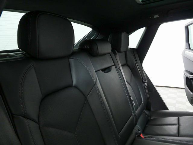 New 2026 Porsche Macan Turbo image 24