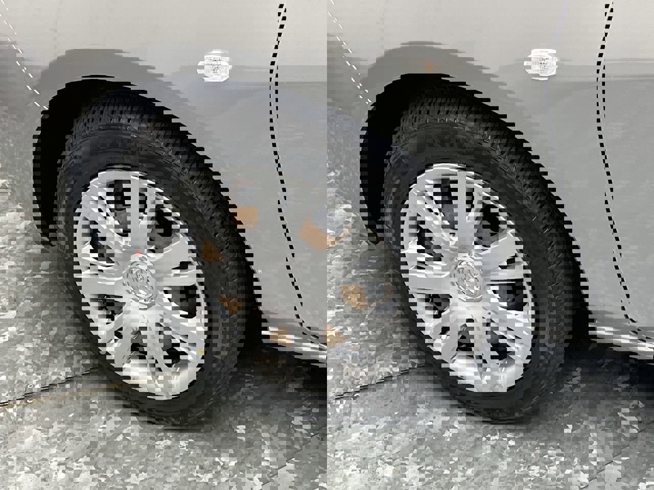 Used 2012 MAZDA MAZDA2 Sport image 21