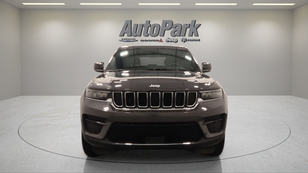 New 2026 Jeep Grand Cherokee Laredo X AWD/4WD image 3