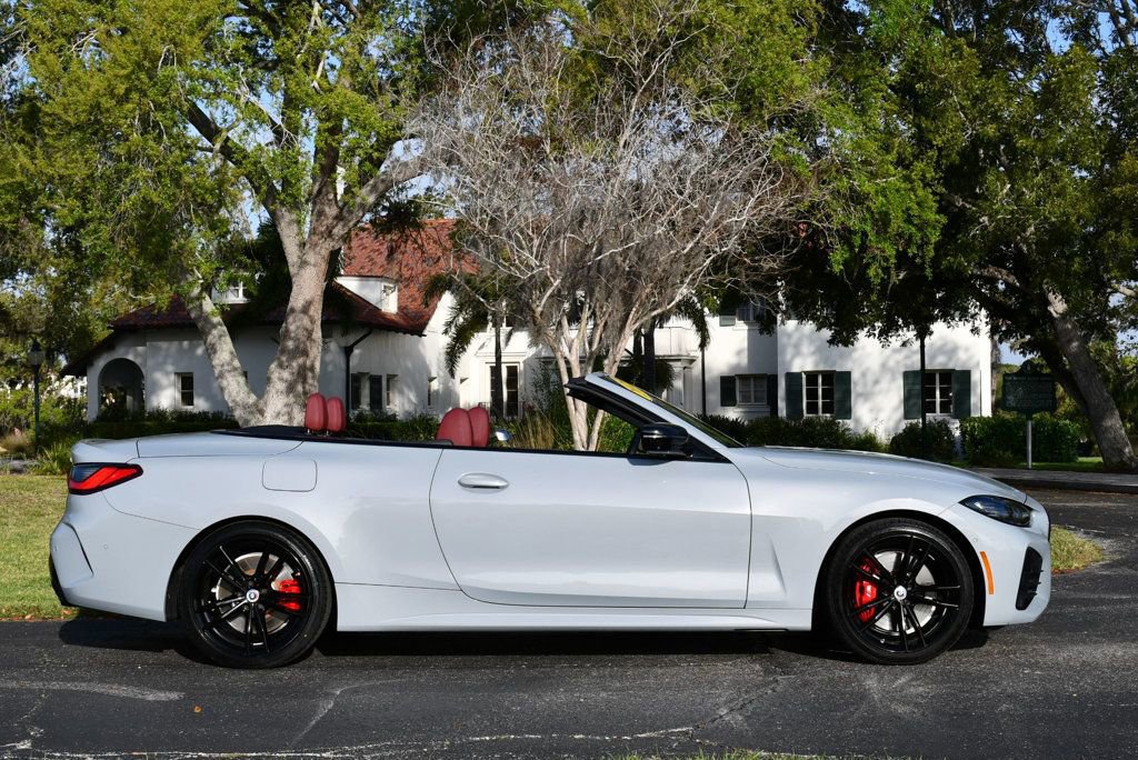 Used 2023 BMW M440i Convertible w/ Premium Package image 41