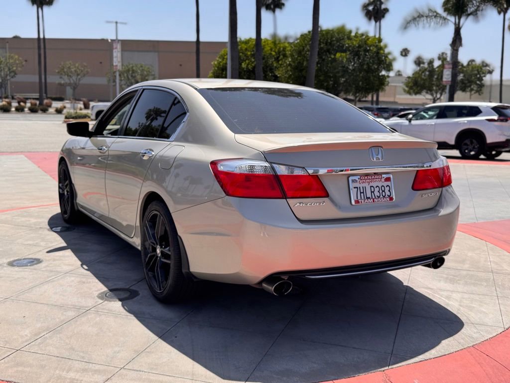Used 2015 Honda Accord Sport image 6