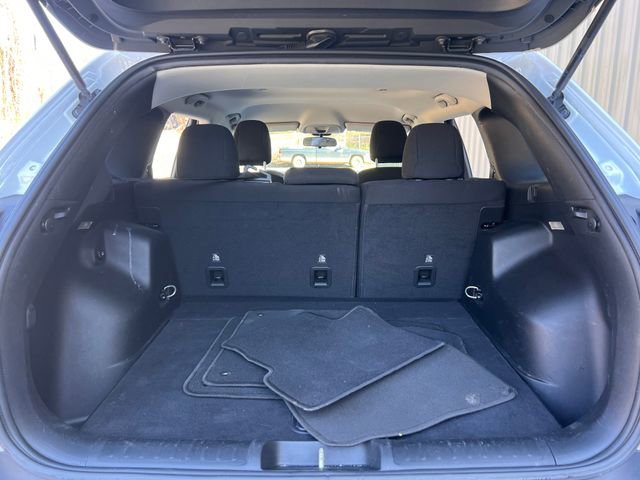 Used 2019 Jeep Cherokee Latitude w/ Popular Appearance Group image 26