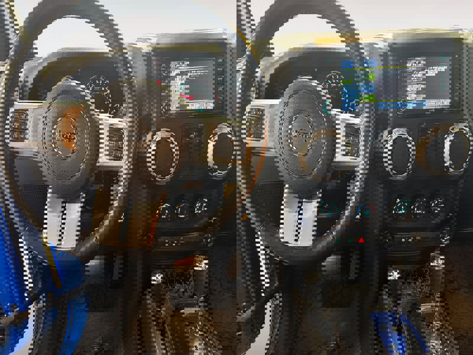 Used 2014 Jeep Wrangler Freedom Edition image 11