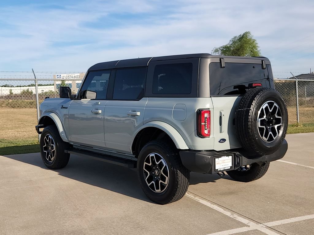 Used 2023 Ford Bronco Outer Banks image 7
