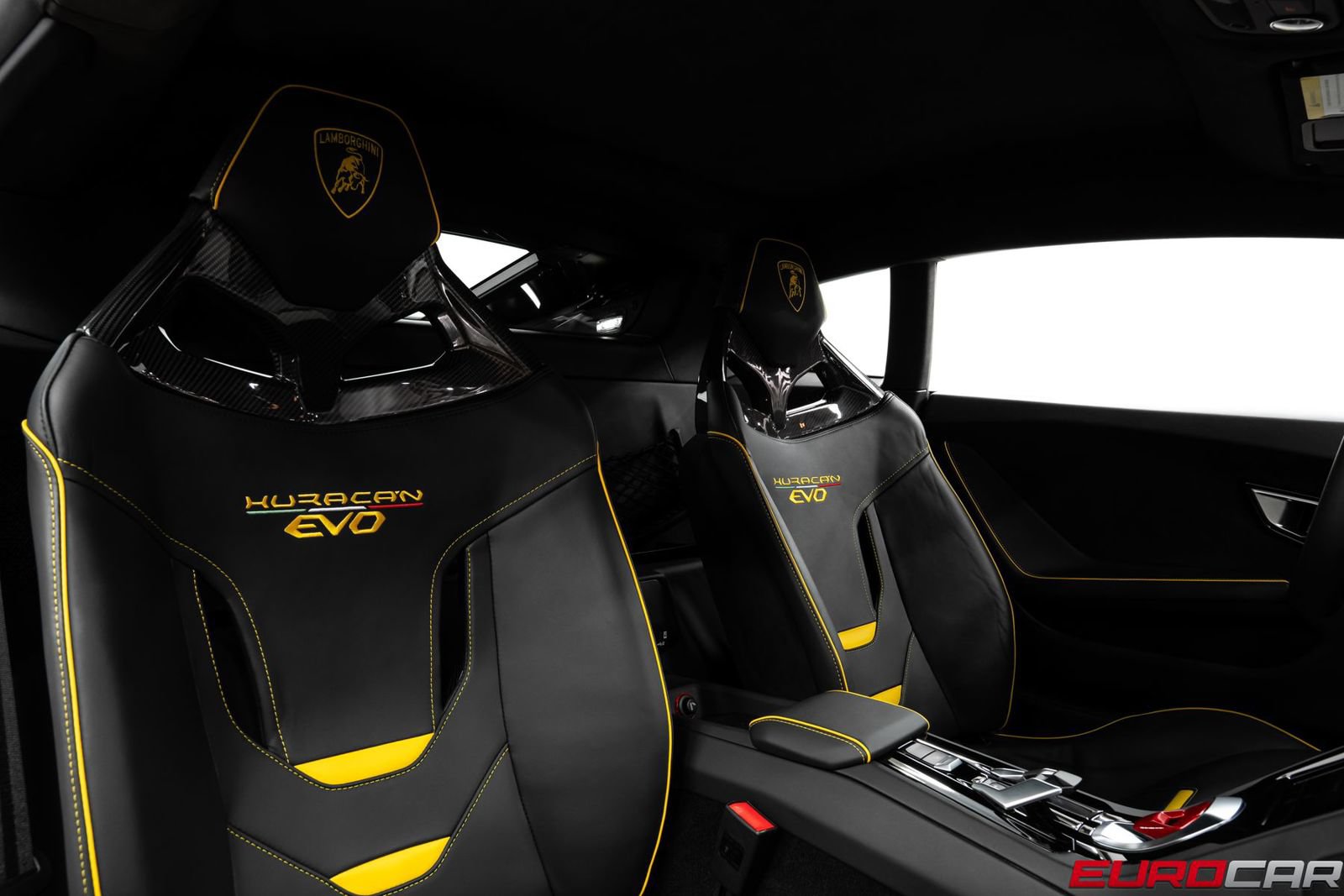 Used 2021 Lamborghini Huracan EVO RWD image 39