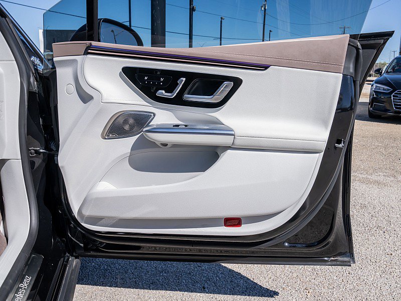 Used 2023 Mercedes-Benz EQE 500 EQE 500 4MATIC+ Sedan image 12