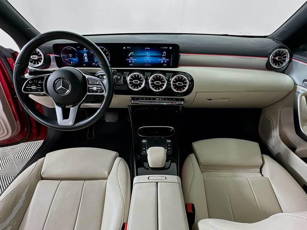 Used 2021 Mercedes-Benz CLA 250 video 3