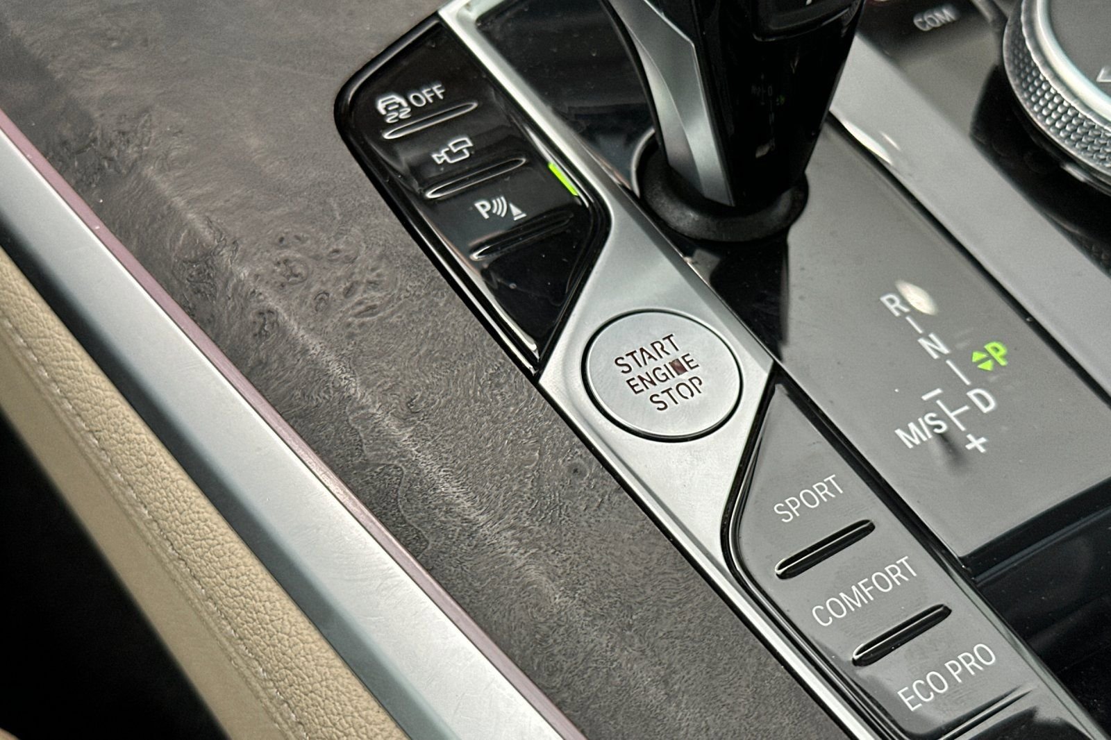Used 2022 BMW X5 xDrive40i AWD/4WD image 26