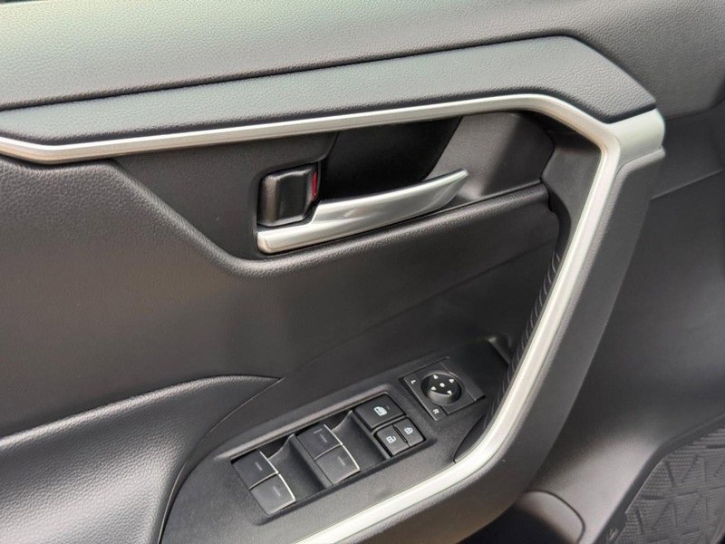 Used 2025 Toyota RAV4 Woodland Edition image 18