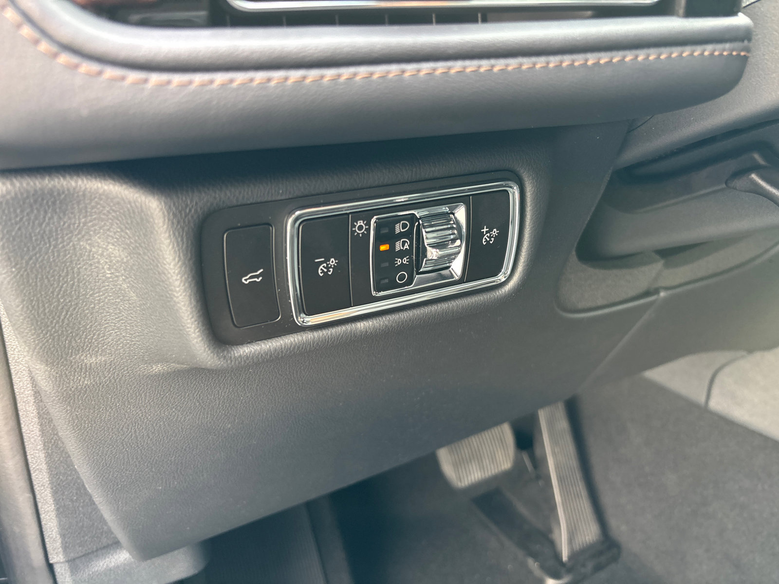 New 2026 Lincoln Aviator AWD image 16