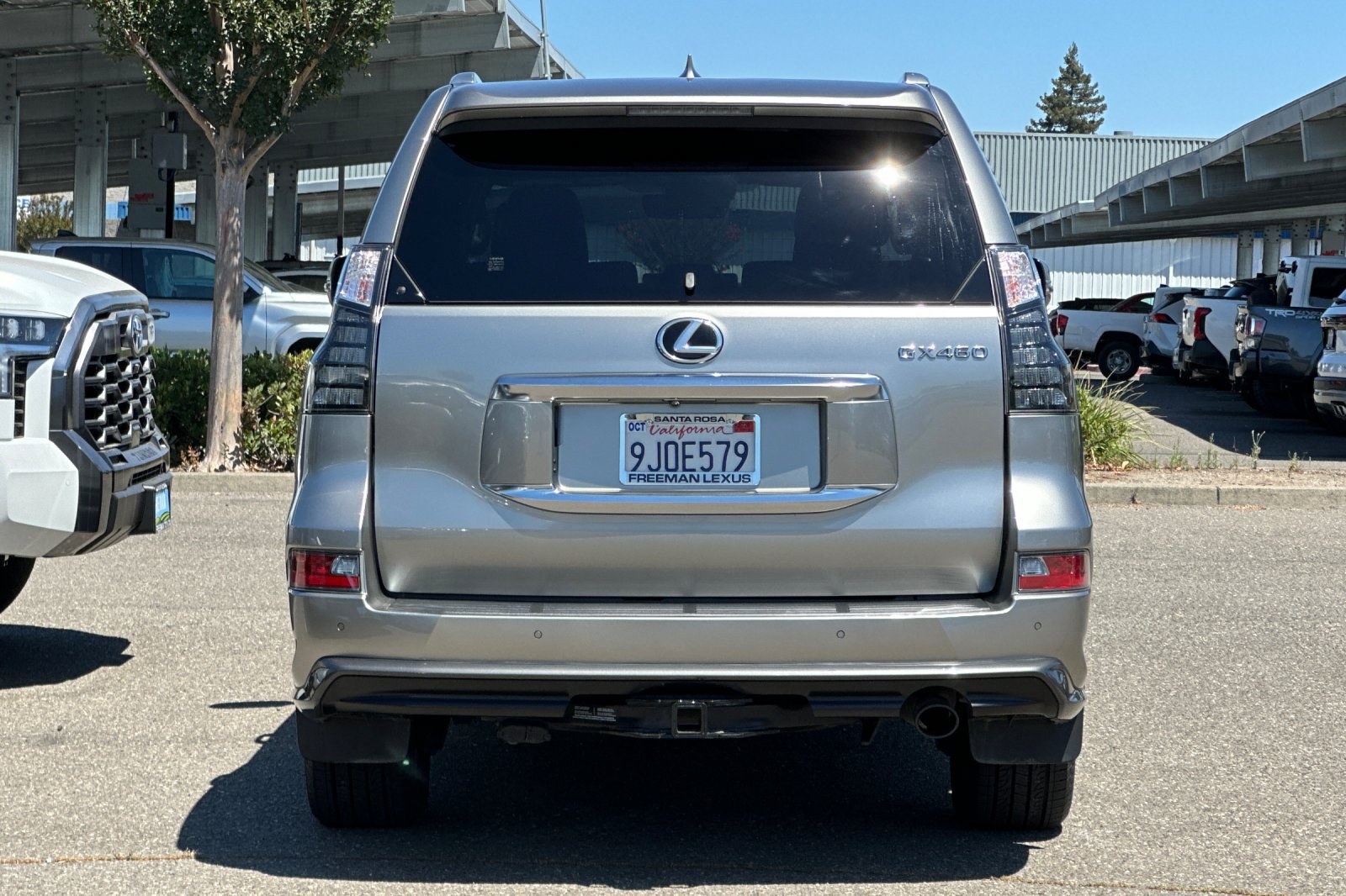 Certified 2023 Lexus GX 460 Luxury w/ Sport Design Package AWD/4WD image 5