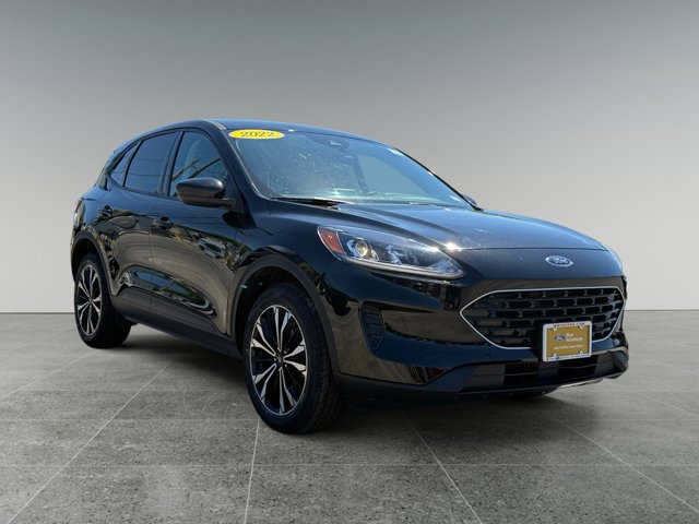 Used 2022 Ford Escape SE w/ SE Sport Appearance Package AWD/4WD image 8