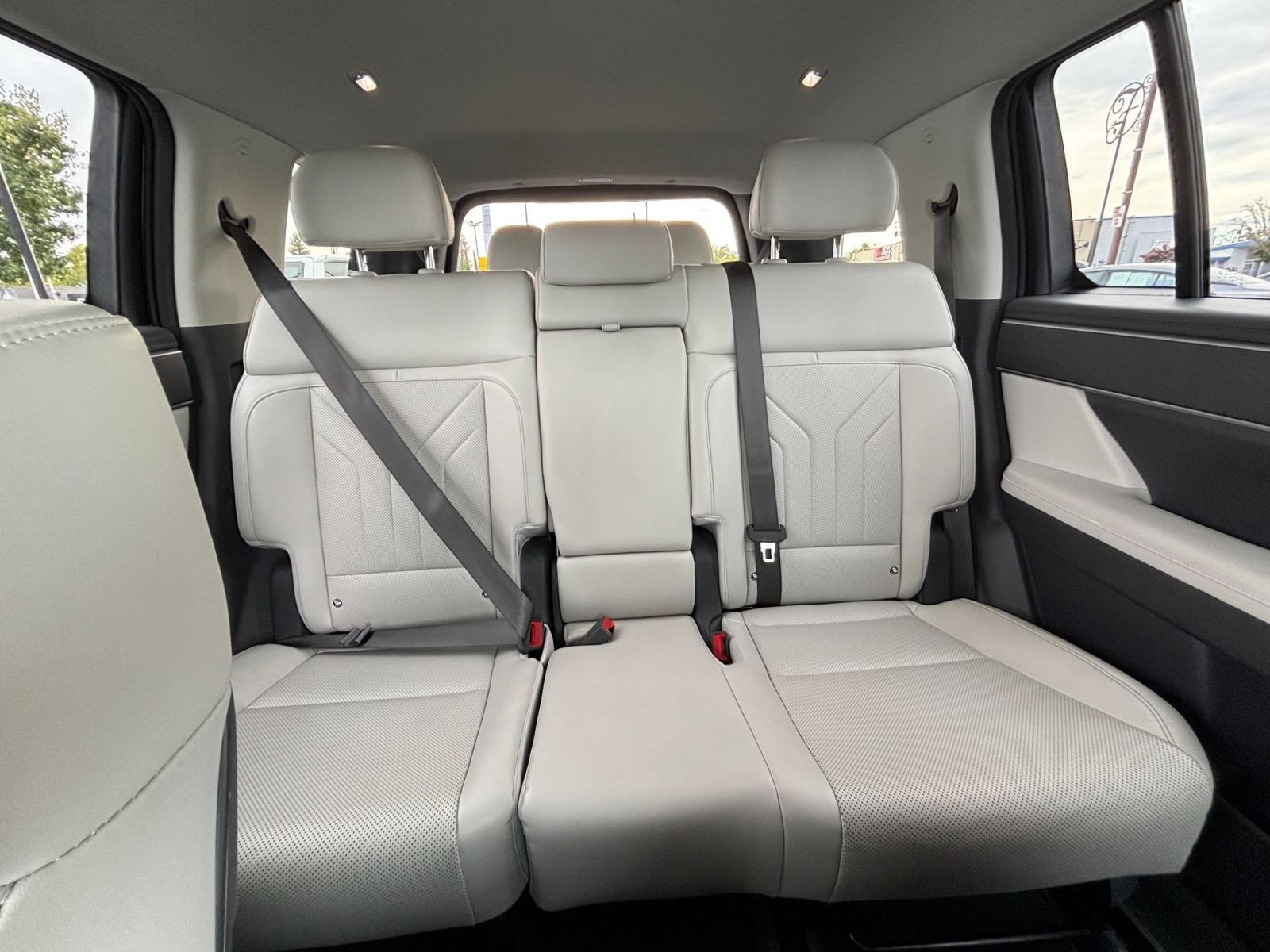Used 2026 Hyundai Santa Fe SEL FWD image 41