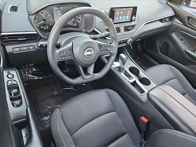 Used 2024 Nissan Altima 2.5 S FWD image 10