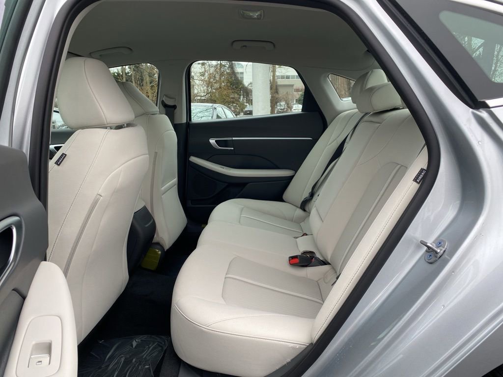 New 2026 Hyundai Sonata SEL FWD image 11