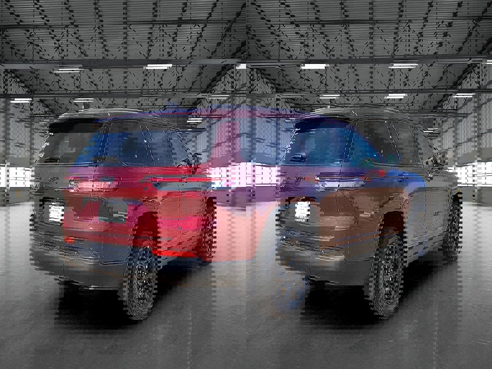 New 2025 Jeep Grand Cherokee L Laredo image 4