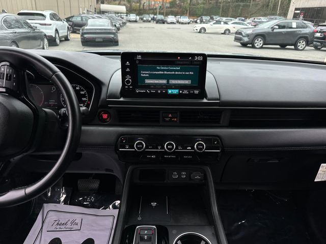 Used 2025 Honda Pilot Touring image 14