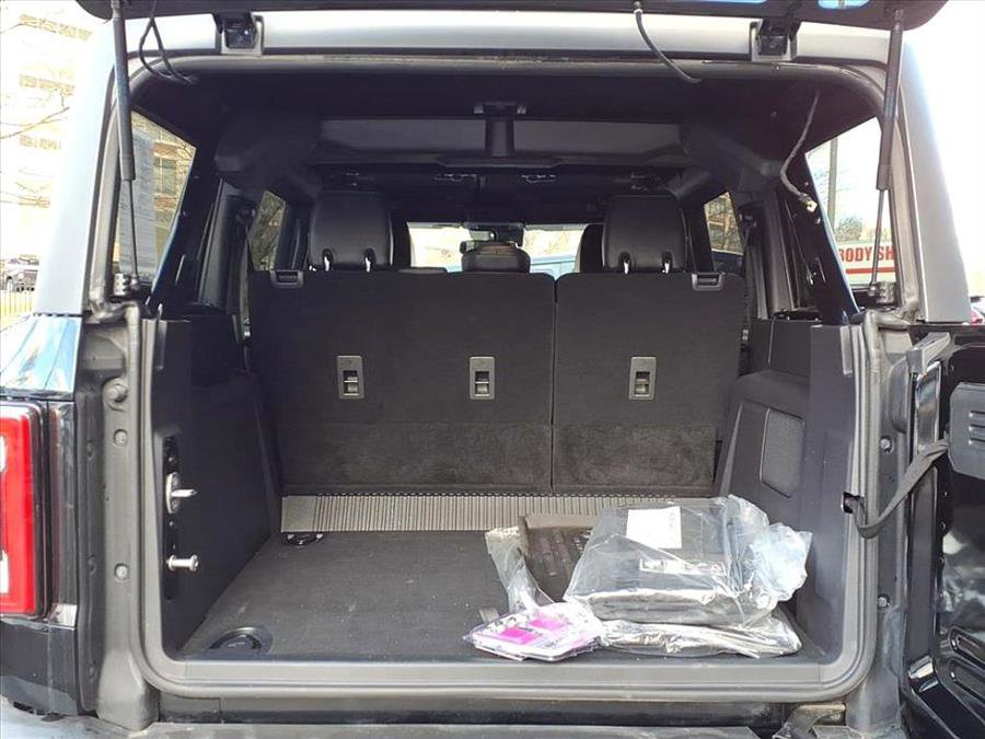 Used 2024 Ford Bronco Wildtrak image 14