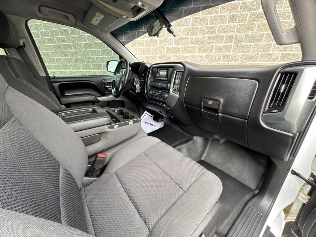 Used 2015 Chevrolet Silverado 1500 LT AWD/4WD image 36