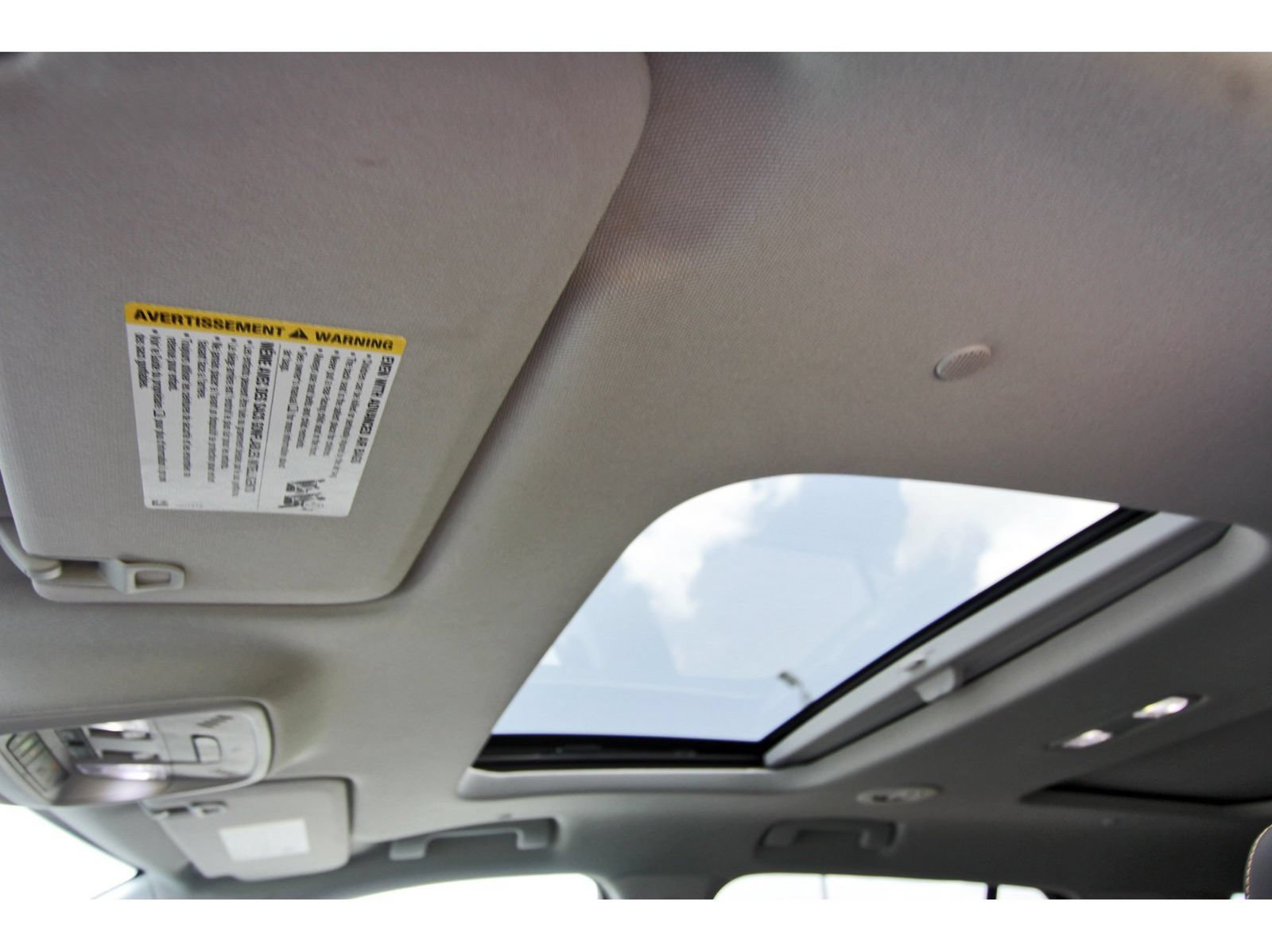 Used 2021 Chevrolet Traverse Premier w/ LPO, Floor Liner Package FWD image 33