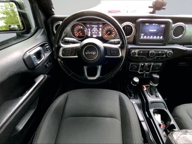Used 2021 Jeep Gladiator Overland w/ Safety Group AWD/4WD image 17