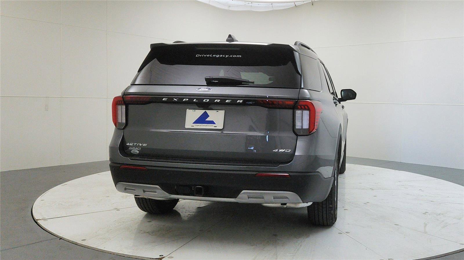 New 2026 Ford Explorer Active image 7