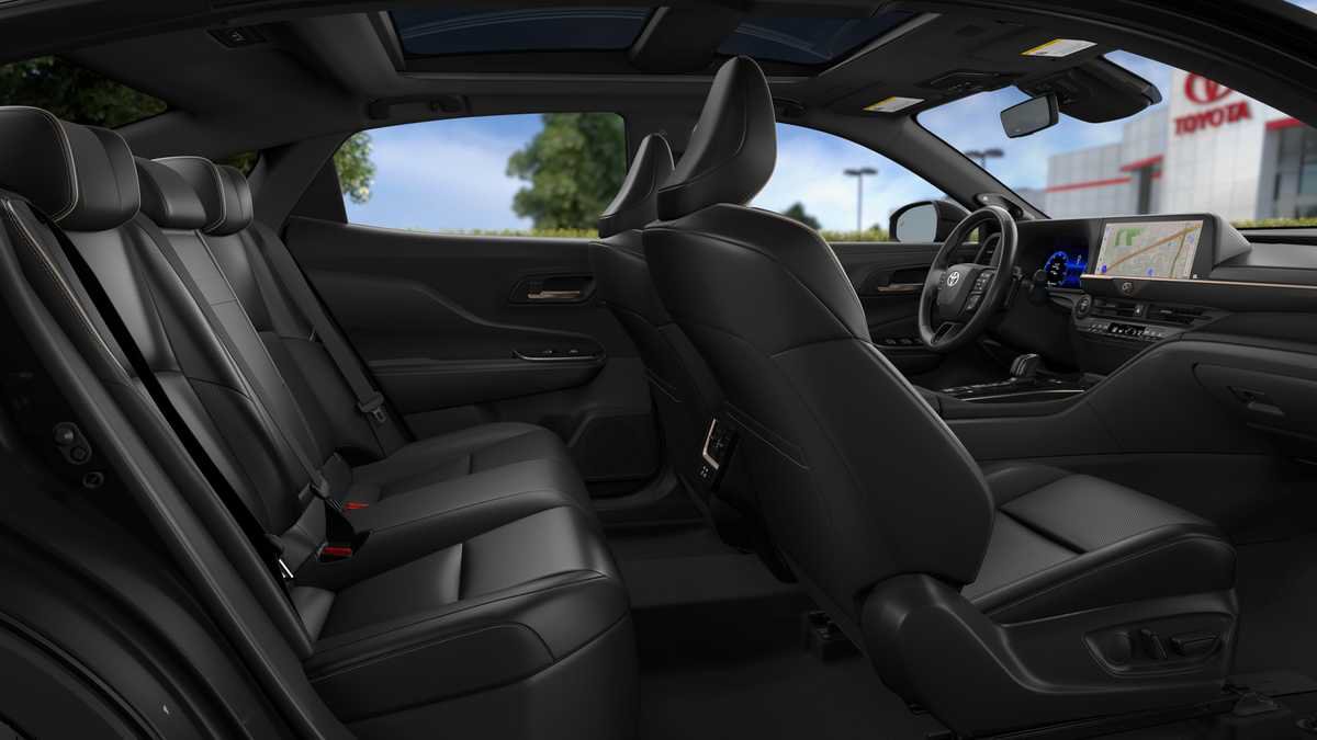 New 2026 Toyota Crown Platinum AWD/4WD image 30